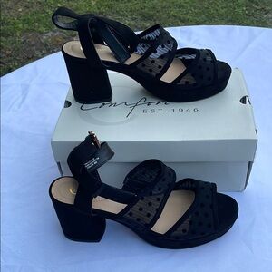 Women's Black Heeled Sandals